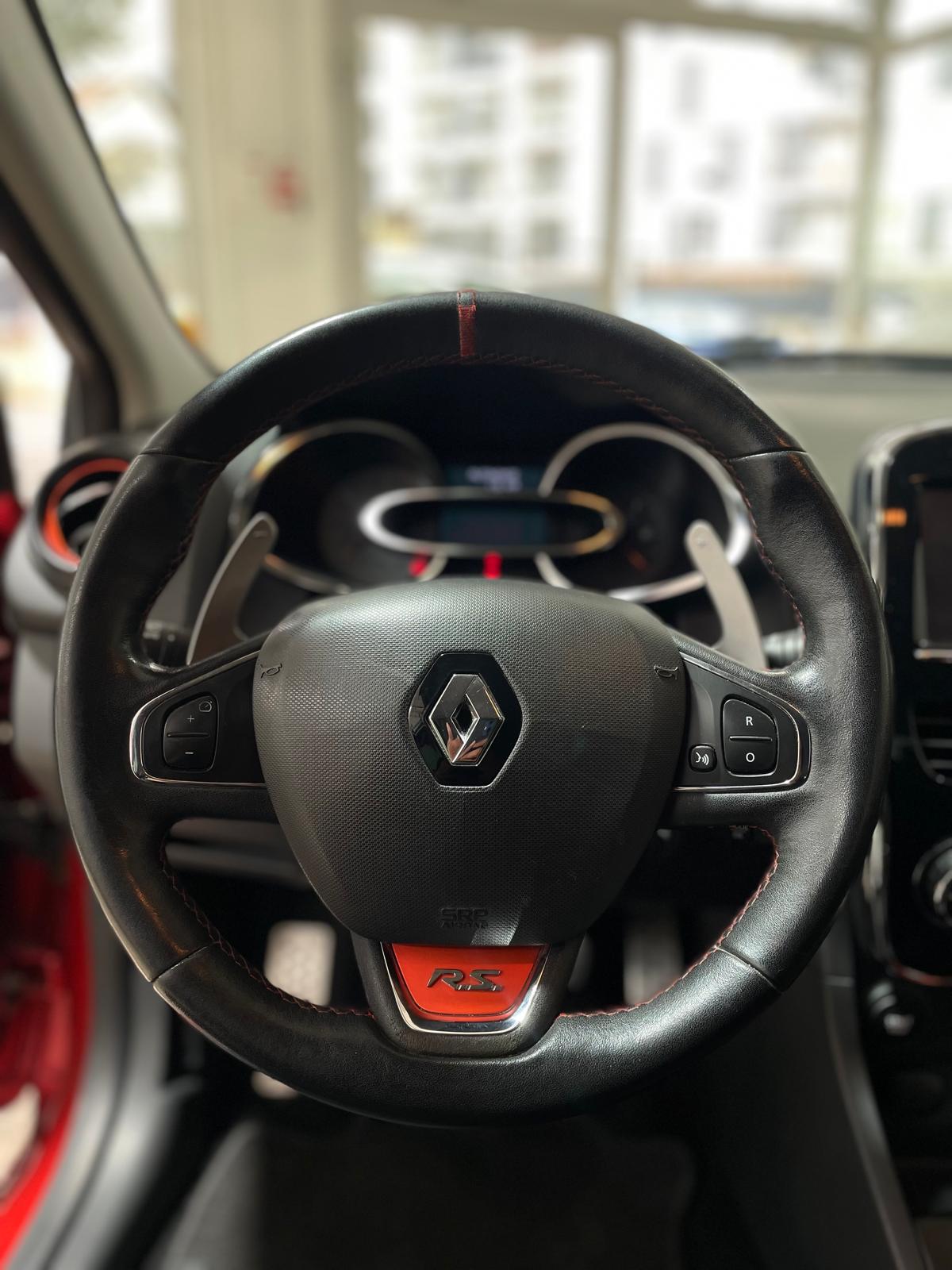 RENAULT CLIO 4rs