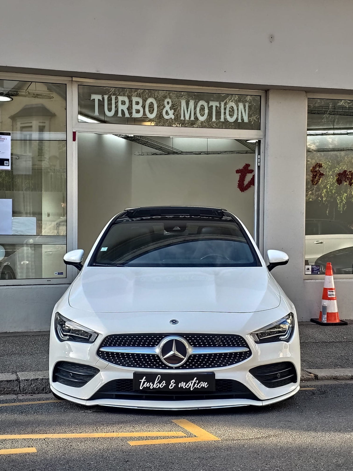 MERCEDES CLA 200 PACK AMG