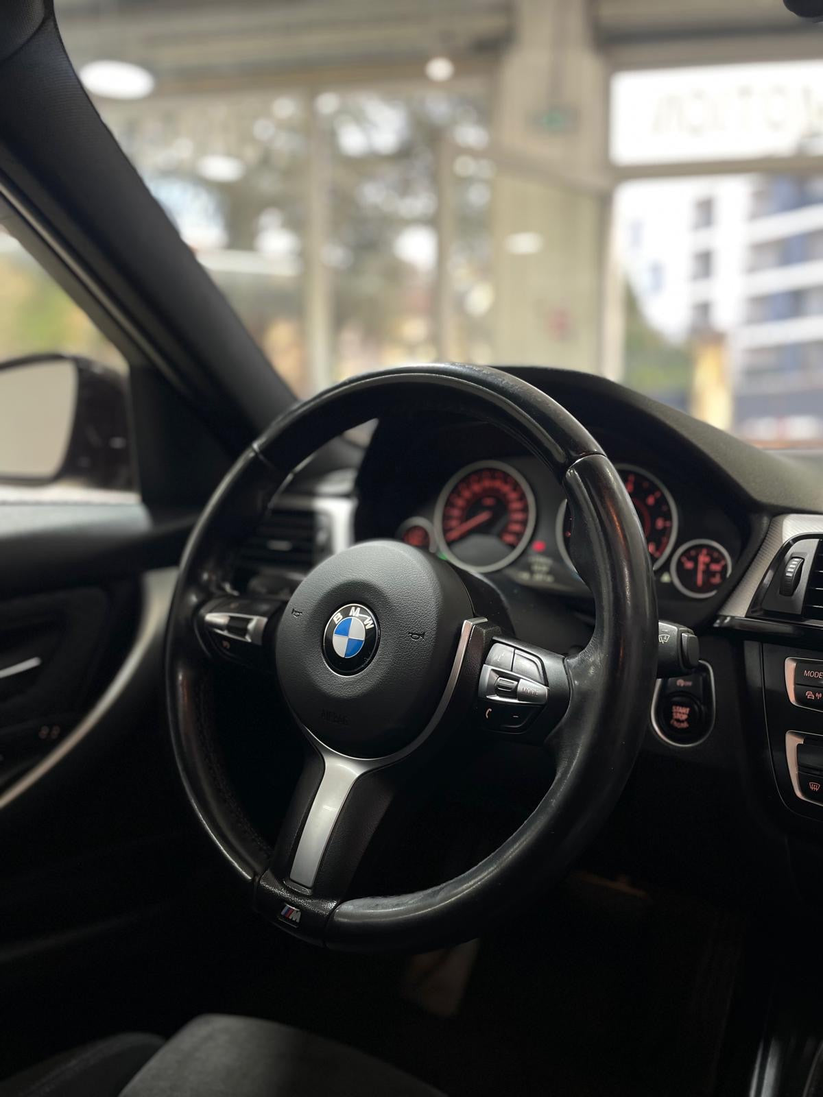 BMW SERIE 3 318D F30 PACK M