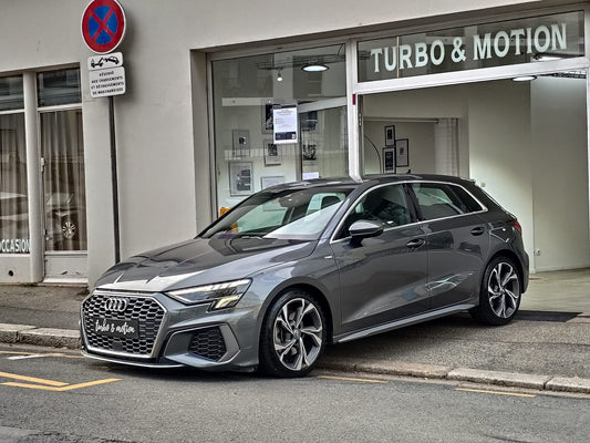 AUDI A3 8Y S-LINE