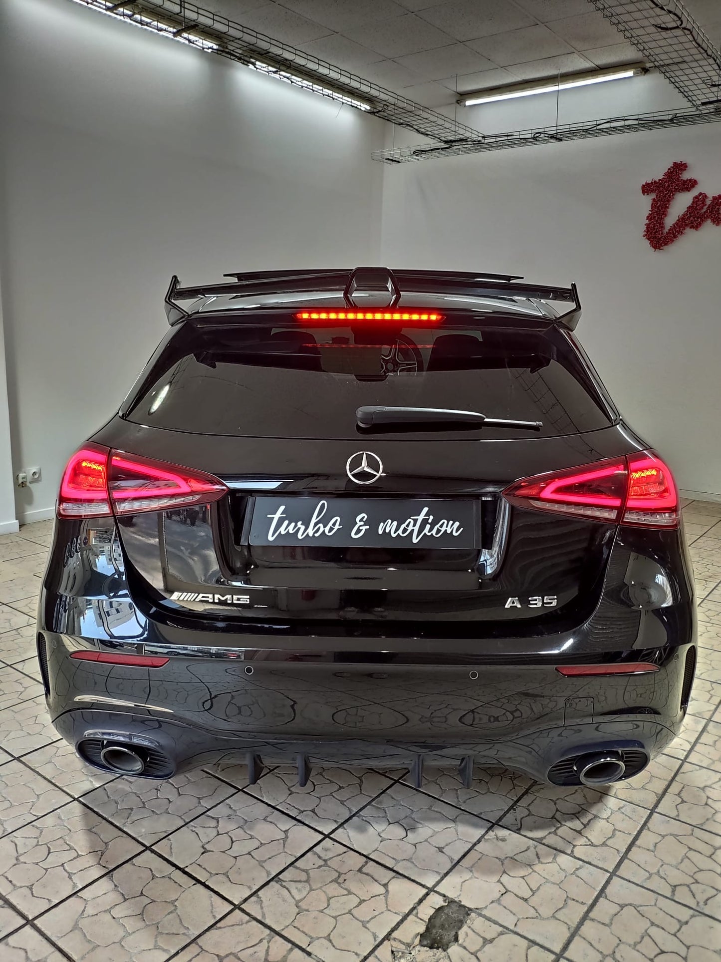 MERCEDES CLASSE A35 AMG 4 MATIC PACK AMG