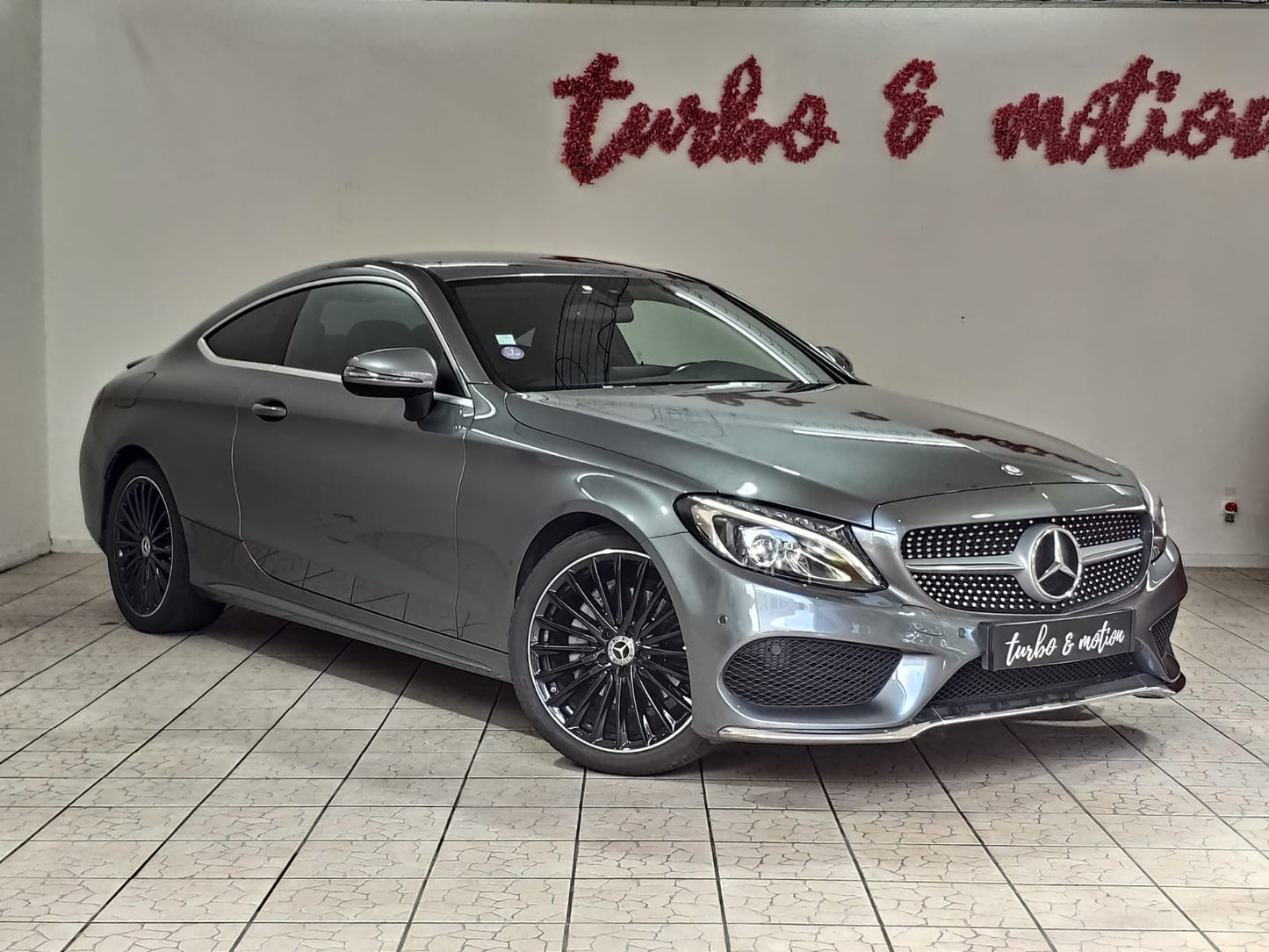 MERCEDES CLASSE C COUPÉ PACK AMG