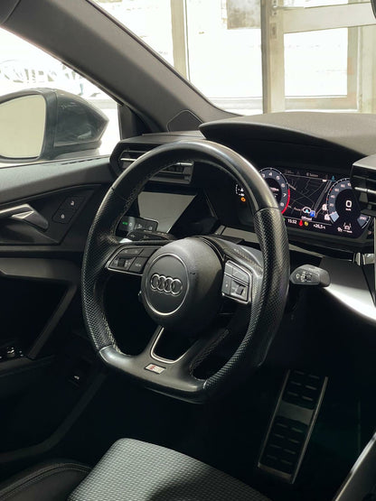 AUDI A3 8Y S-LINE